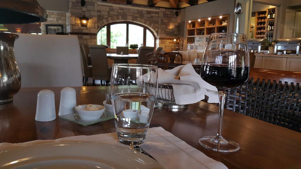 Kazarma Hotel Kalývia Fylaktís Dış mekan fotoğraf
